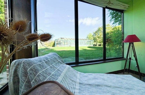Pays de l'Aigle House | La Maison du Tilleul with swimming pool for 10 people