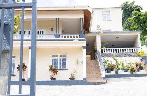 Roseau Hotel | La Maison 29