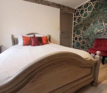 Avize House | La Maison Au 1894 bulles de bonheur et Spa