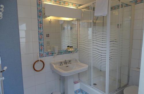 Cuvergnon Bed & Breakfast | La Maison Blanche