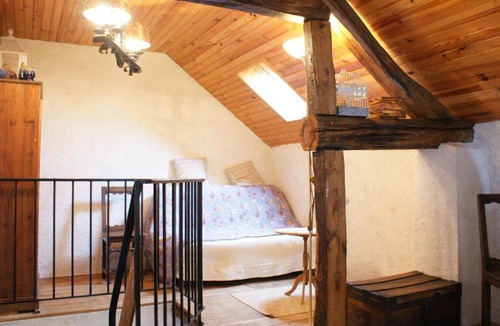 Arquian House | La Maison Bleue