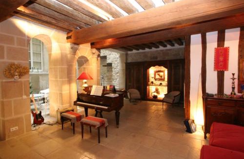 Latin House | La Maison d'Anne