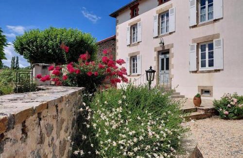 Burgnac House | La maison d'eugénie
