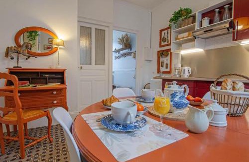 Estissac House | La Maison D'Othe
