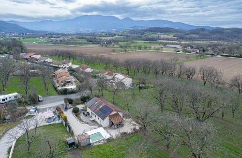 Sainte-Eulalie-en-Royans House | La maison dans les noyer