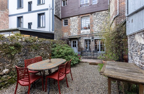 Honfleur House | La Maison de Honfleur, Atypical house, Honfleur center 12P