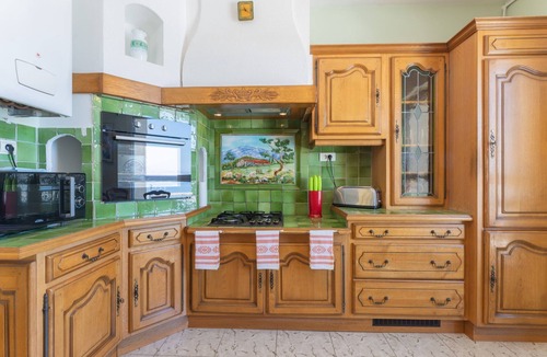 Hotel-de-Ville Apartment | La Maison de Protis by Interhome