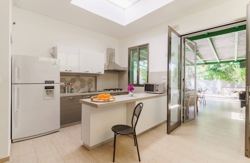 Specchiolla House | La maison de Rosetta near the sea - garden and parking - double entrance