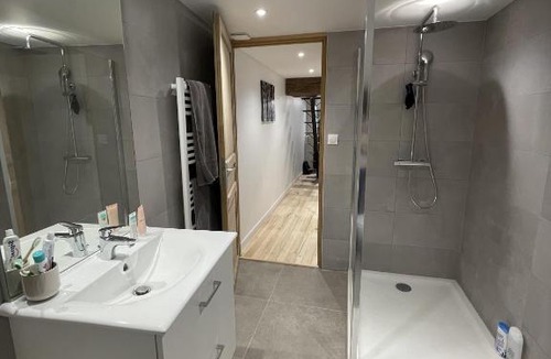 Beaune City Centre House | La Maison des Cocottes