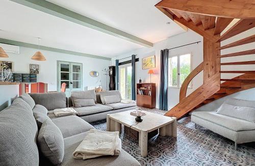 Saint-Nazaire House | La maison des vendangeurs