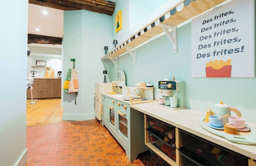 Le Petit-Celland House | La Maison des Cabanes: Perfect for Families, Mont-Saint-Michel, and Pets Welcome
