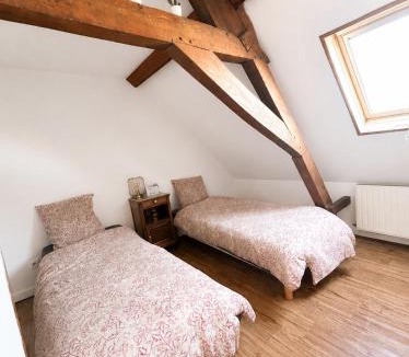 Cappelle-Brouck House | La maison du soleil