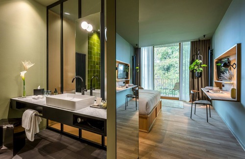 Saarlouis Hotel | LA Maison Hotel