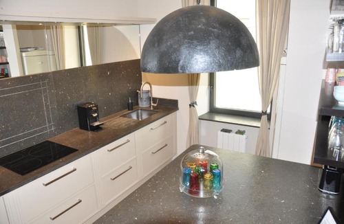 Convention House | La Maison Jacquard
