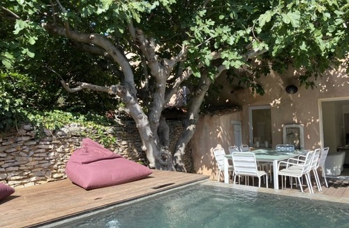 Villes-sur-Auzon House | La maison jaune, An unforgettable experience
