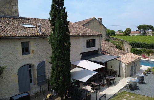 Saint-Estephe Bed & Breakfast | LA MAISON JEROBOAM