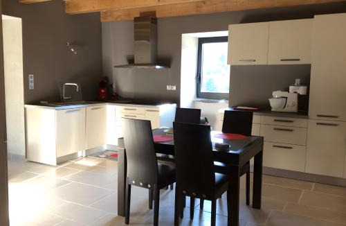 Cahus House | La Maison Leontine