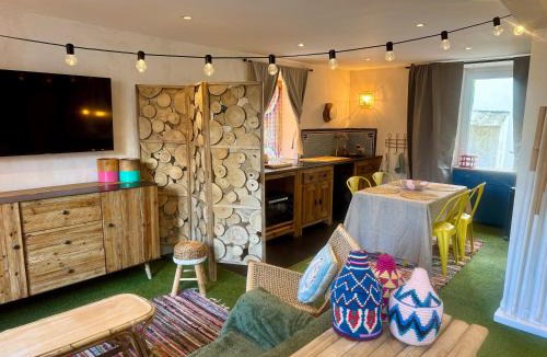 Ecuelles Apartment | La MaisonneTTe d'ElodibiZa !