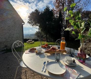 Naujan-et-Postiac Villa | La Maisonnette d'Émilion