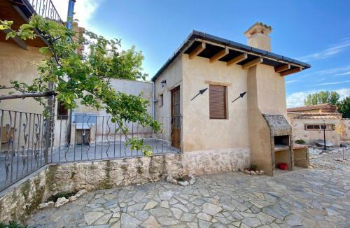 Mambrilla de Castrejon House | La Mambla de la Ribera