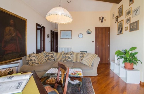 Roiano-Gretta-Barcola-Cologna-Scorcola Bed & Breakfast | La mansarda delle meraviglie B&B Superior