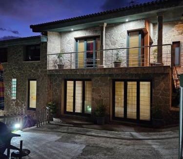 Ponteareas House | La Masía