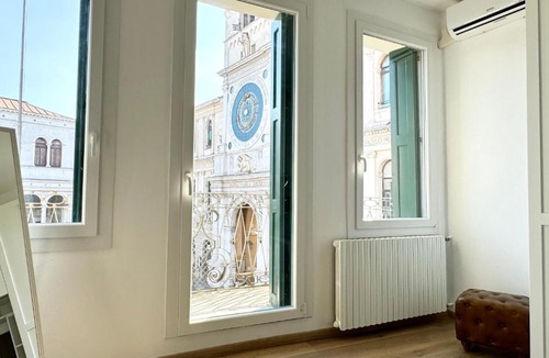 Historic Centre Apartment | La Meridiana - Grande e moderno con vista stupenda