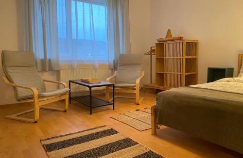 Lupeni Apartment | La Momo