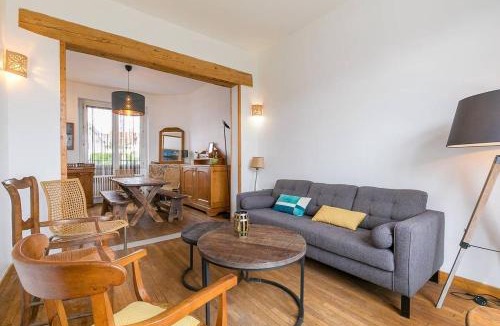 Bourroches House | La Montrachet