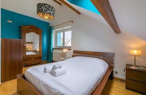 Bourroches House | La Montrachet