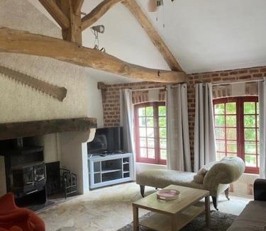 Labastide-du-Vert House | La Mouline
