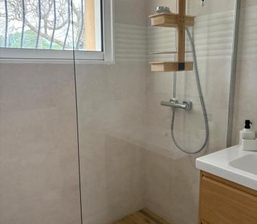 Mouans-Sartoux House | La mourerous