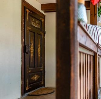 Sibiel House | La Nana