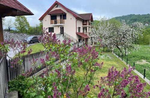 Ponoarele House | La Ograda