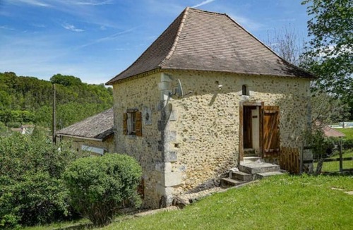Salon House | La Périgourdine du Bourg Salon-piscine-sauna