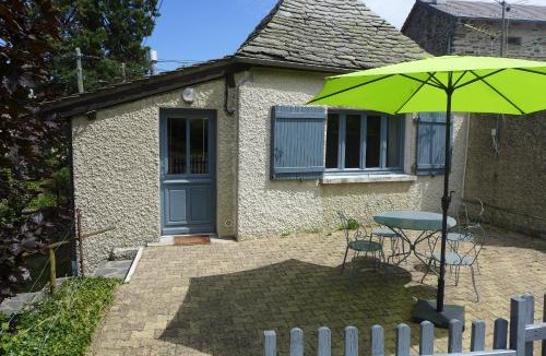 Saint-Hostien House | La P'tite Maison