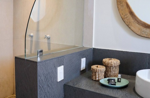 Punta Cancun Hotel | La Palma Beachfront - Self Check In