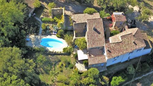 Saint-Antonin-du-Var Apartment | La Parenthèse du Var - Gîte avec grande terrasse vue sur piscine