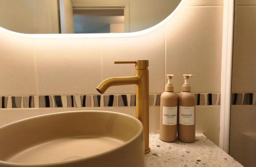 Clermont-Ferrand Apartment | La parenthèse kaki