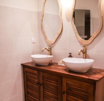 Issoire Apartment | La Parenthèse Yssoirienne - Balnéo - Vidéoprojecteur