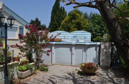 Barbentane House | la PASSERONNE