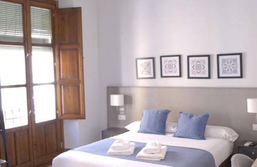 Centro - Sagrario House | La Perla Granada Suites