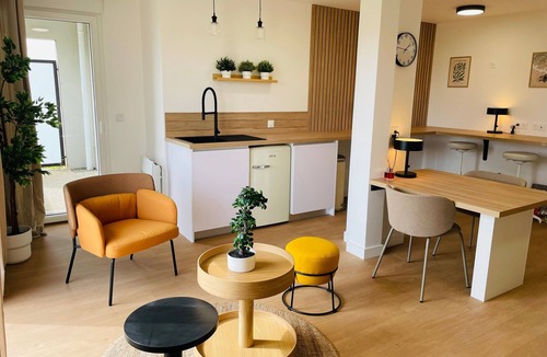 Courseulles-sur-Mer Apartment | La Perle de Nacre - 5min de la Plage