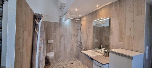 Gauriaguet Bed & Breakfast | La Perle studio avec kitchenette et jacuzzi