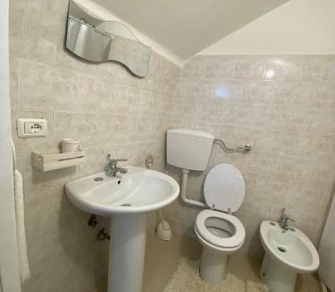 Montenero di Bisaccia House | La Pernice Bianca