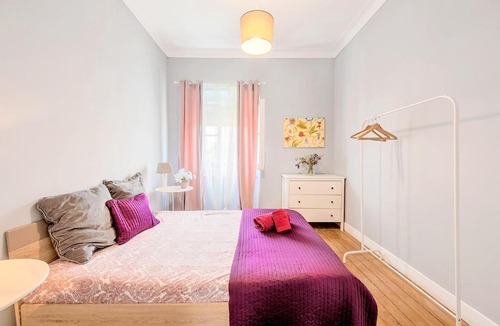 Setubal Apartment | La Petit Maison