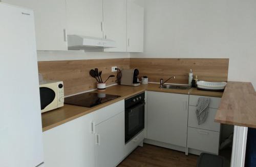 Reze Apartment | La Petite Maison