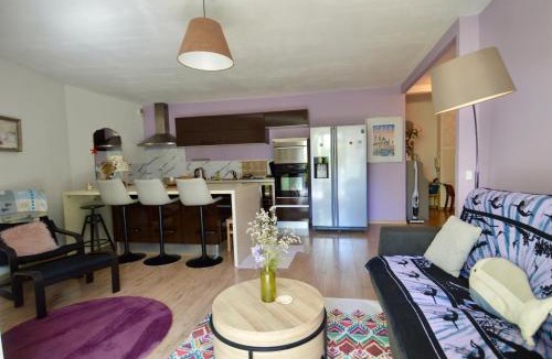 Courseulles-sur-Mer Apartment | La petite Marine, wifi et jardin à 100m de la mer