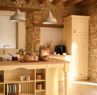 Commentry Villa | La Petite Noble