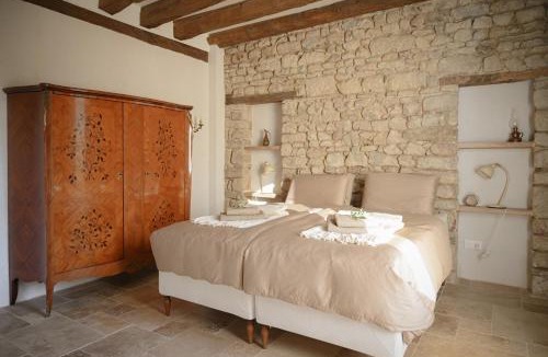 Commentry Villa | La Petite Noble